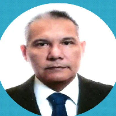 Williams León, Abogado