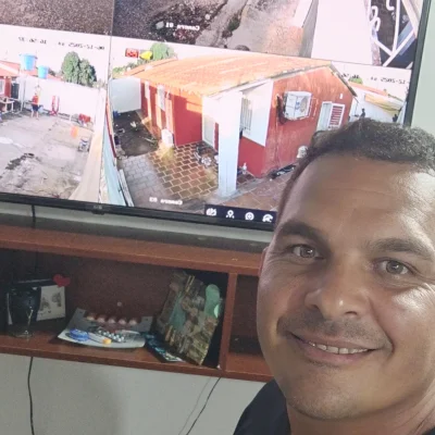 Francisco García instalación de cámaras de seguridad