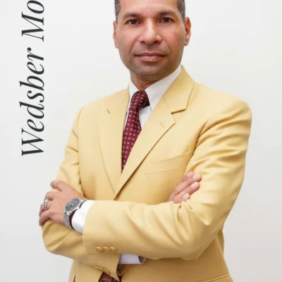 Wedsber Mora. Abogado