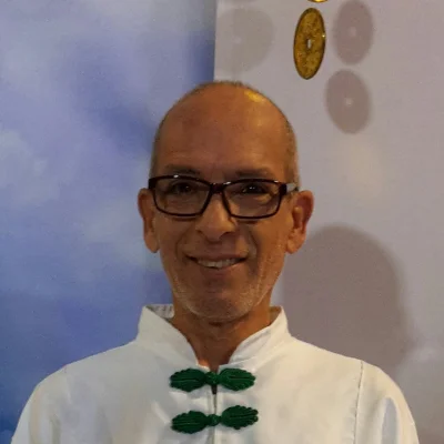Antonio Silva, Terapeuta Holístico