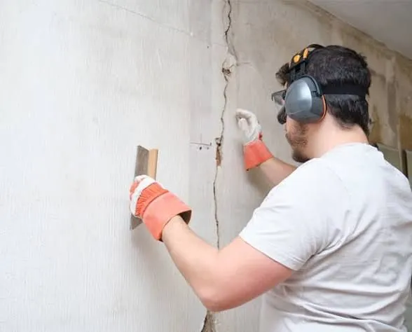 Ingeniería, inyección de concreto, reparacion de grietas, fisuras. Pintura profesional. - Imagen 2