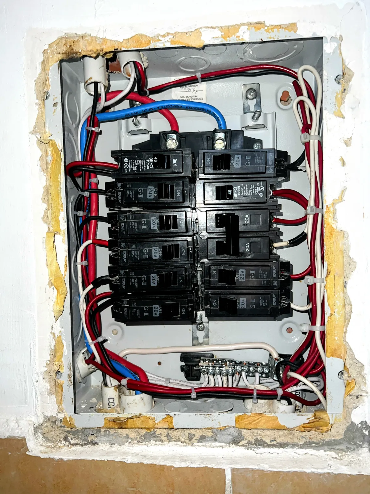 Mantenimiento Tableros Residenciales - Imagen 4