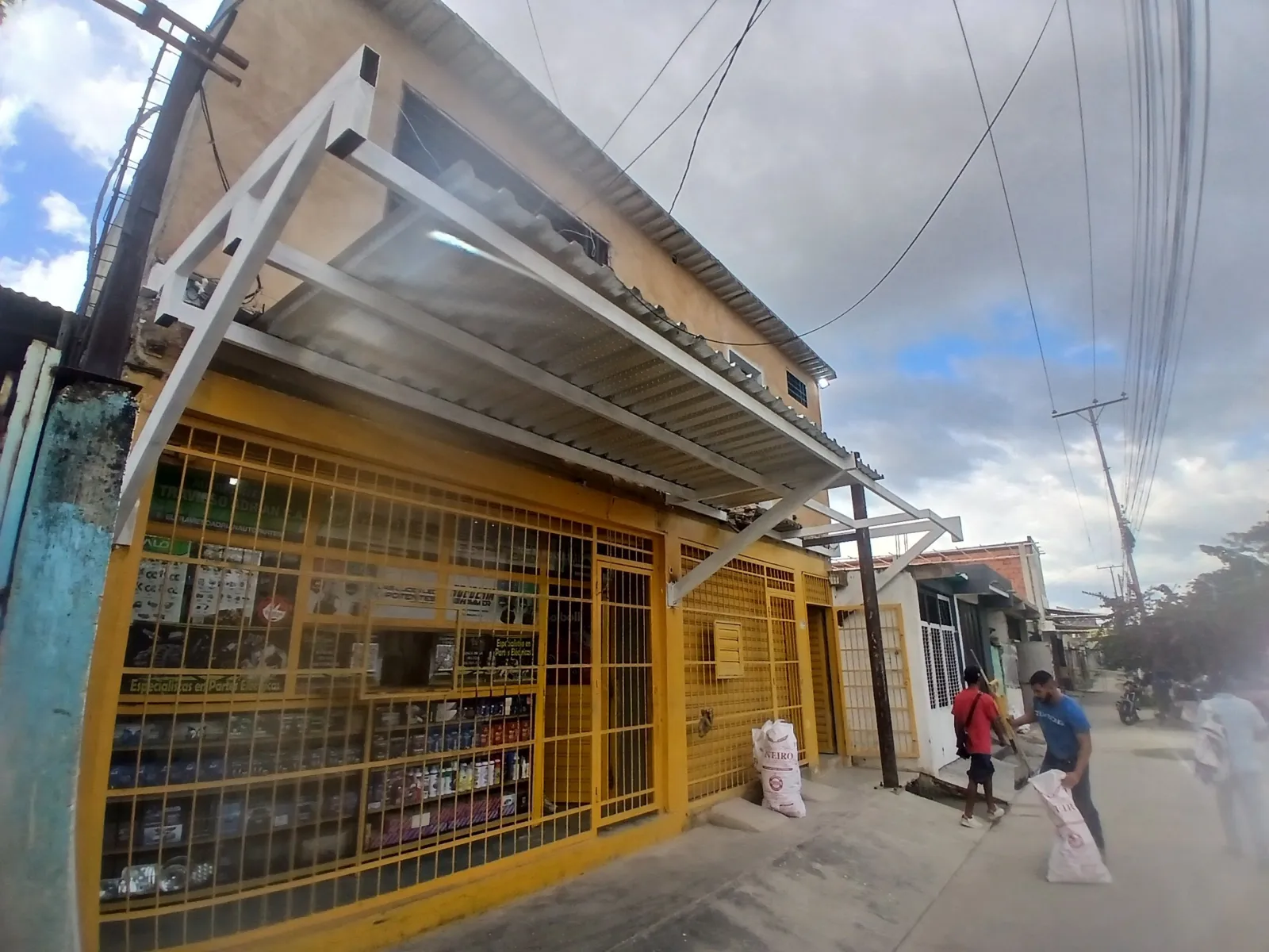 soluciones, reparaciones, construcciones.