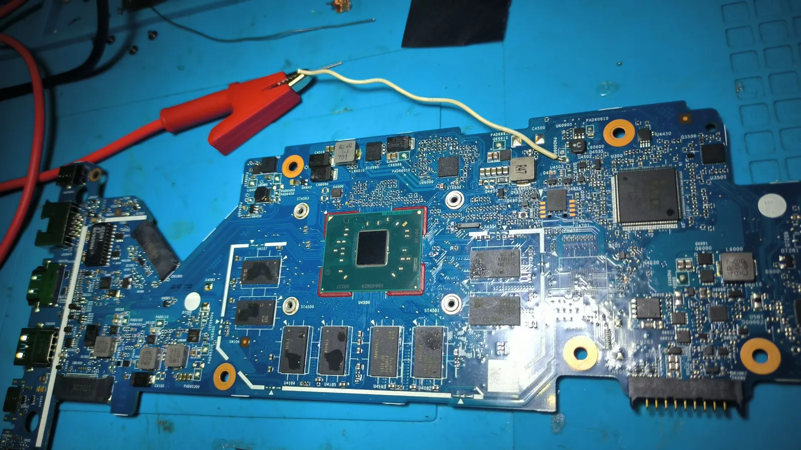 Reparación laptops - Imagen 1