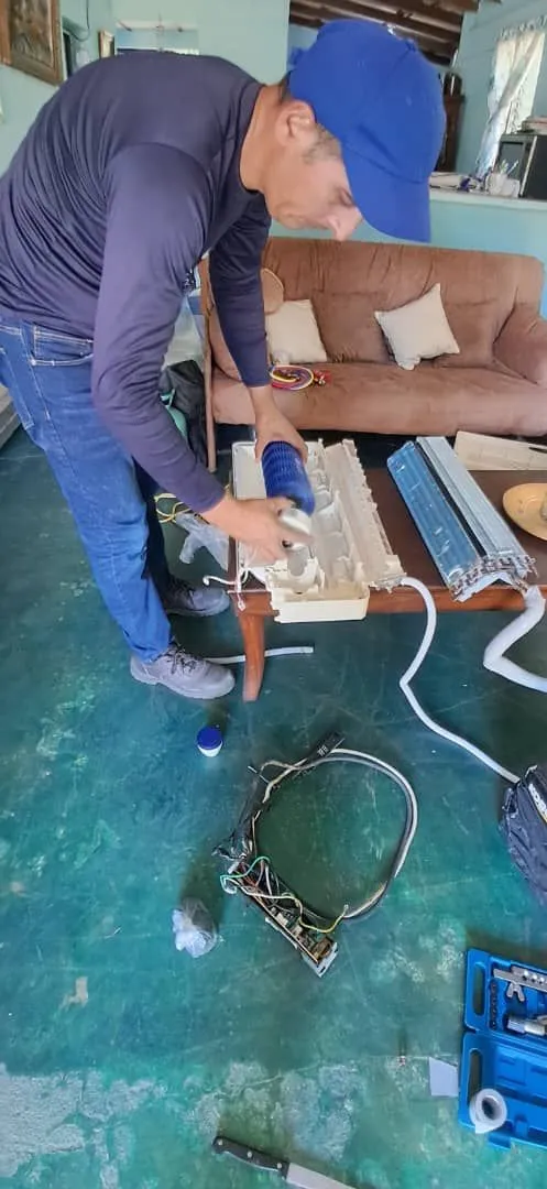 Servicio técnico en refrigeración y aires acondicionado. - Imagen 4